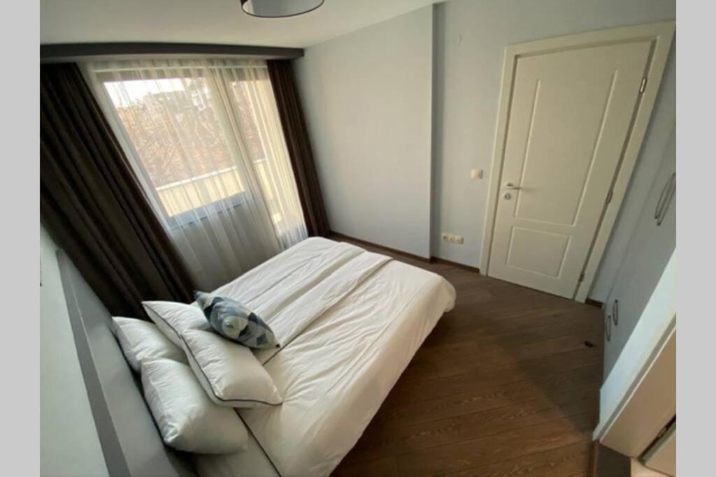 Lux 1Bd/1Ba City Center Apartment Благоевград Екстериор снимка